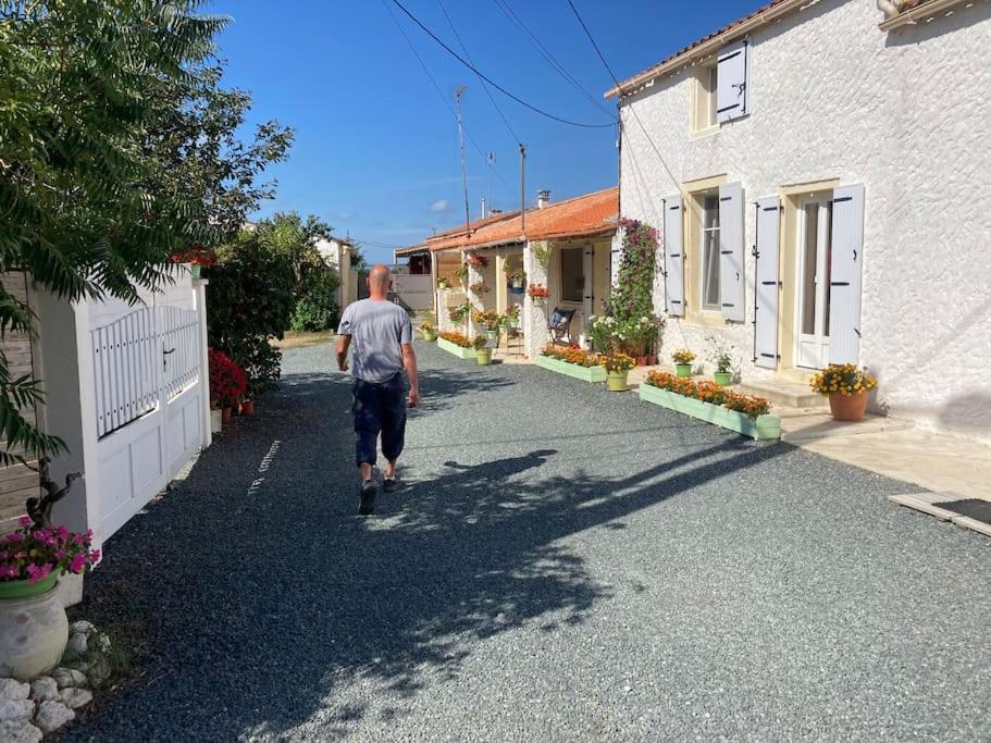 Holiday home Maison Au Calme *